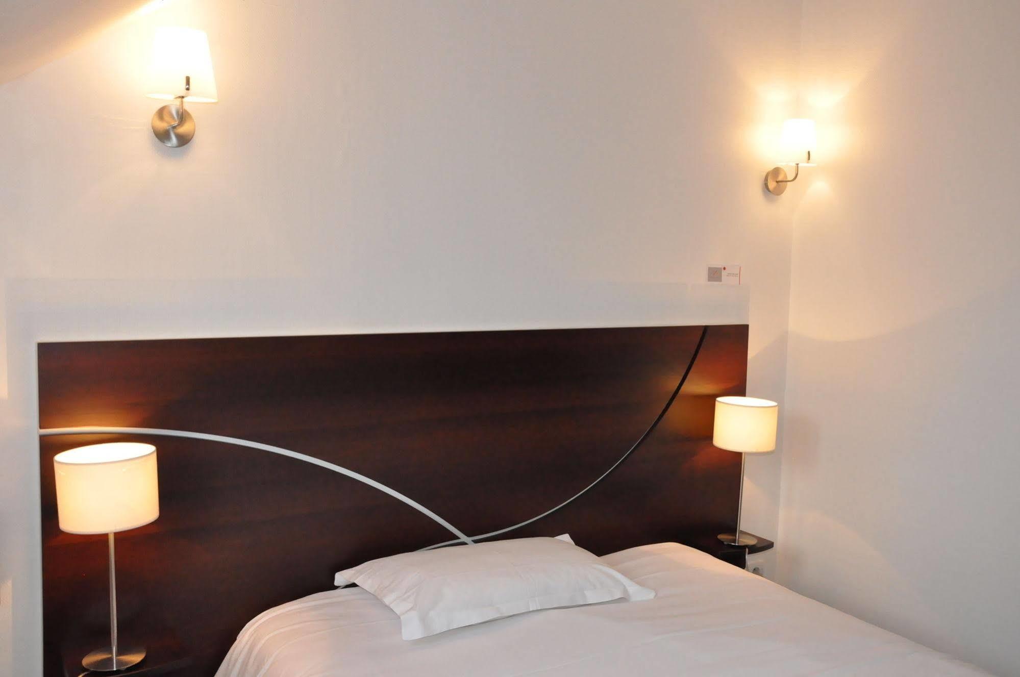 Lorient Hotel - Roazhon Park Ренн Екстер'єр фото