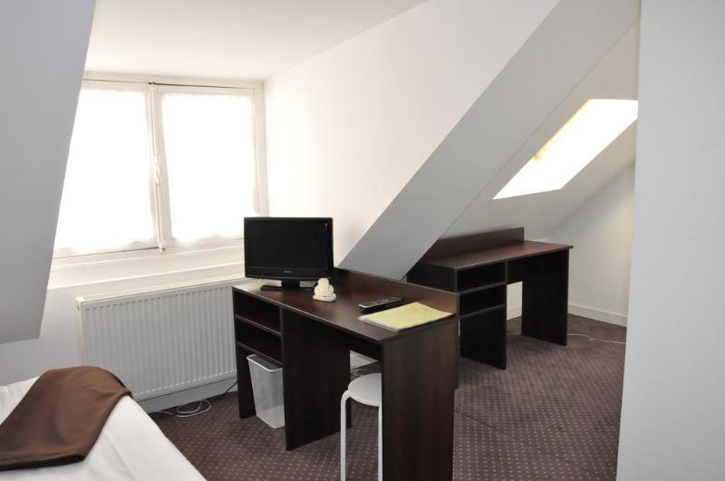 Lorient Hotel - Roazhon Park Ренн Екстер'єр фото